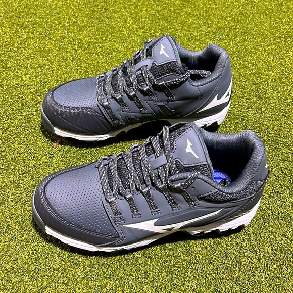 Mizuno 9-Spike Swift 6 Women’s Metal Fastpitch Softball Cleats Size 5, Gray shoe - Picture 3 of 8